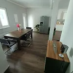 Πανσιόν & Moeblierte In Kahl Am Main, Self-check-in, W-lan, Kuechenzeile Fuer Selbstversorgung, Pkw-platz 4*