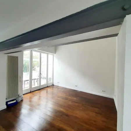 Penzion & Moeblierte In Kahl Am Main, Self-check-in, W-lan, Kuechenzeile Fuer Selbstversorgung, Pkw-platz 4*
