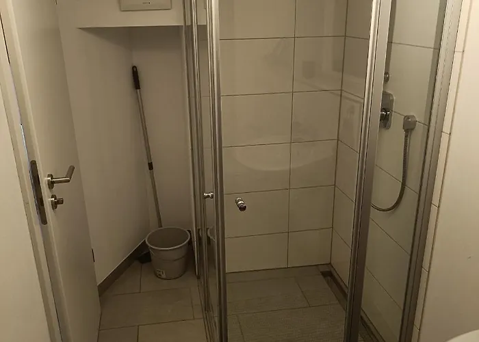& Moeblierte In Kahl Am Main, Self-check-in, W-lan, Kuechenzeile Fuer Selbstversorgung, Pkw-platz Pensjonat 4*