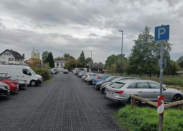 & Moeblierte In Kahl Am Main, Self-check-in, W-lan, Kuechenzeile Fuer Selbstversorgung, Pkw-platz