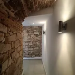 Casa de hóspedes & Moeblierte In Kahl Am Main, Self-check-in, W-lan, Kuechenzeile Fuer Selbstversorgung, Pkw-platz