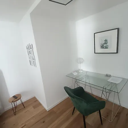 Guest house & Kahl: Self Check-in & Furnished Comfort 4*