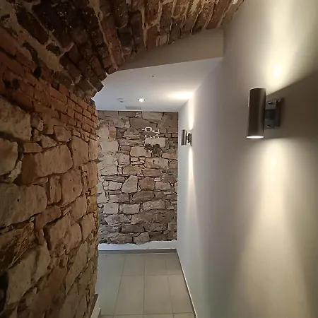 Guest house & Kahl: Self Check-in & Furnished Comfort