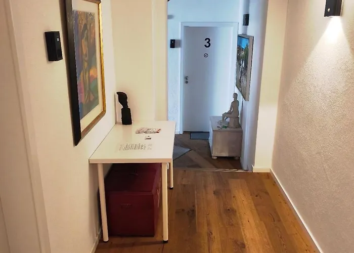 Maison d'hôtes & Moeblierte In Kahl Am Main, Self-check-in, W-lan, Kuechenzeile Fuer Selbstversorgung, Pkw-platz 4*